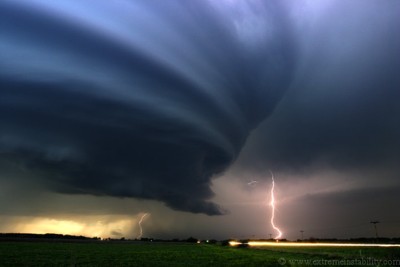 tornado4.jpg